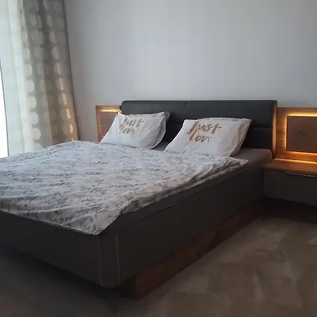 2 Izbovy Luxusny V Novostavbe V Centre Mesta Apartment