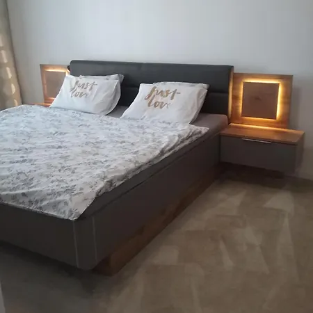 Apartament 2 Izbovy Luxusny V Novostavbe V Centre Mesta