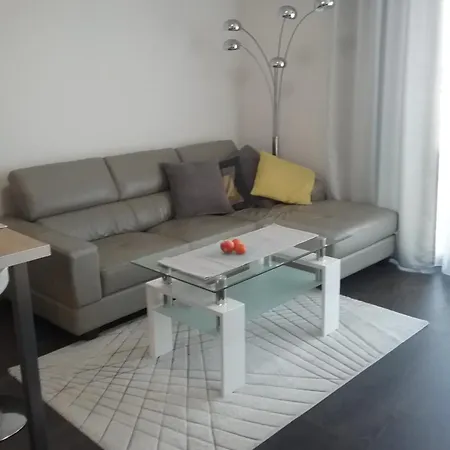 2 Izbovy Luxusny V Novostavbe V Centre Mesta * 반스카비스트리카